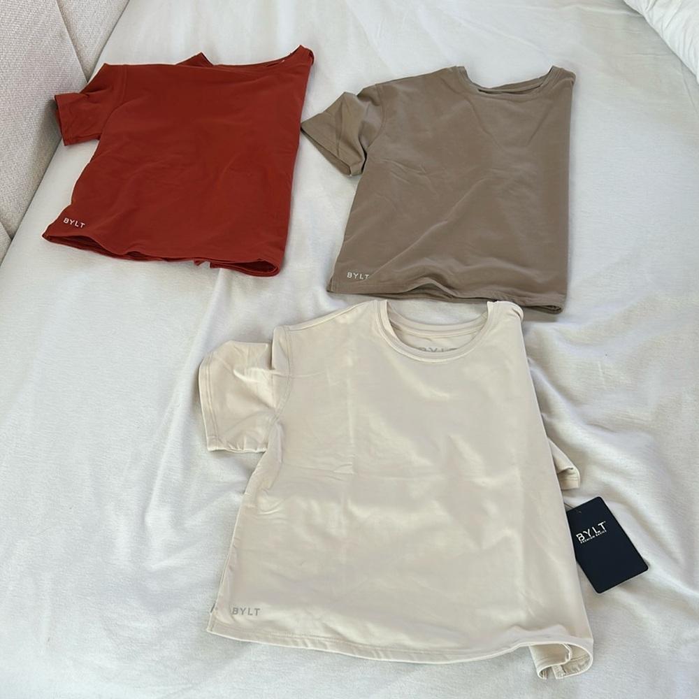 BYLT cropped t shirts